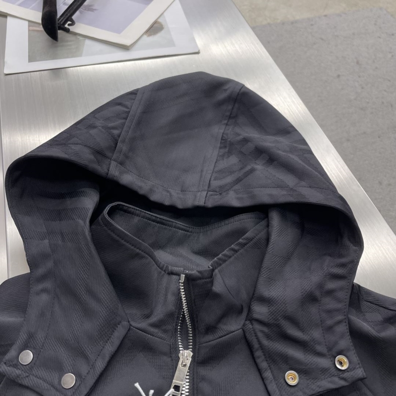 Bv*b*rry outwear